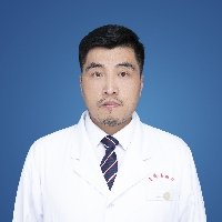 王磊
