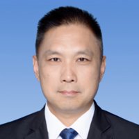 刘平