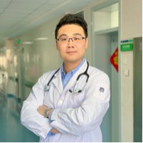 潘一龙