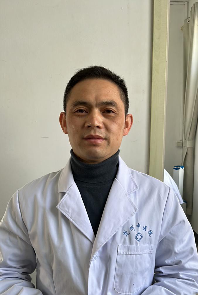 查庆林