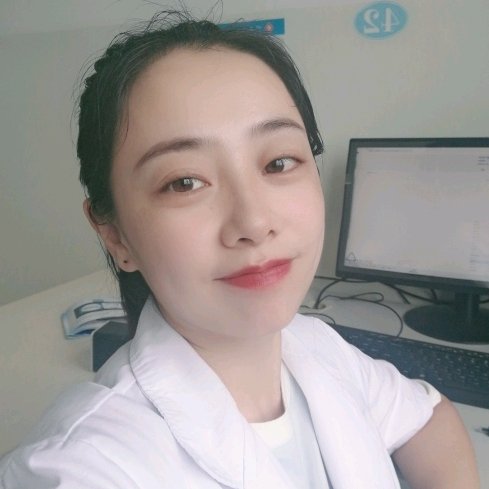 朱菲菲
