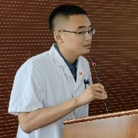 王垚医生