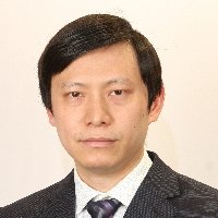 石伟