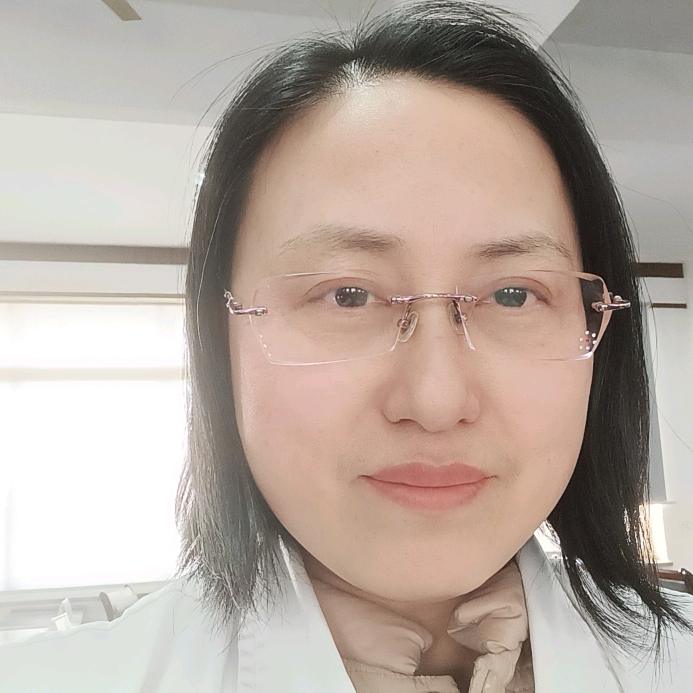 雷红英