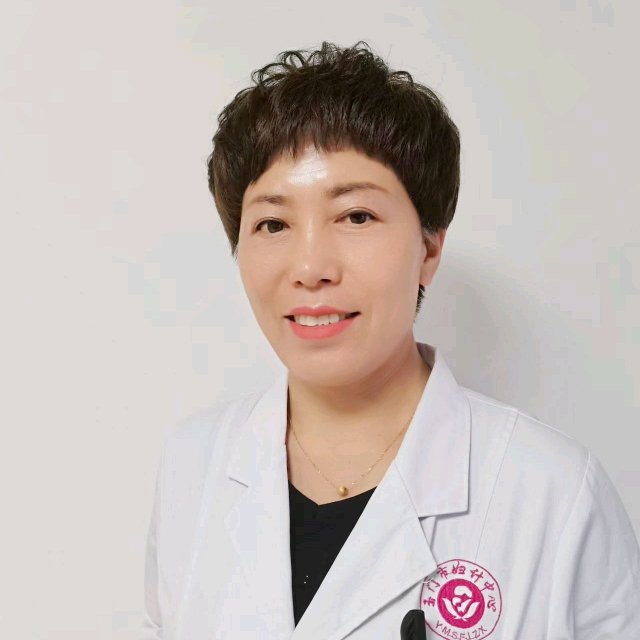 李玲