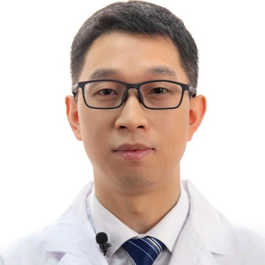 李逢斌