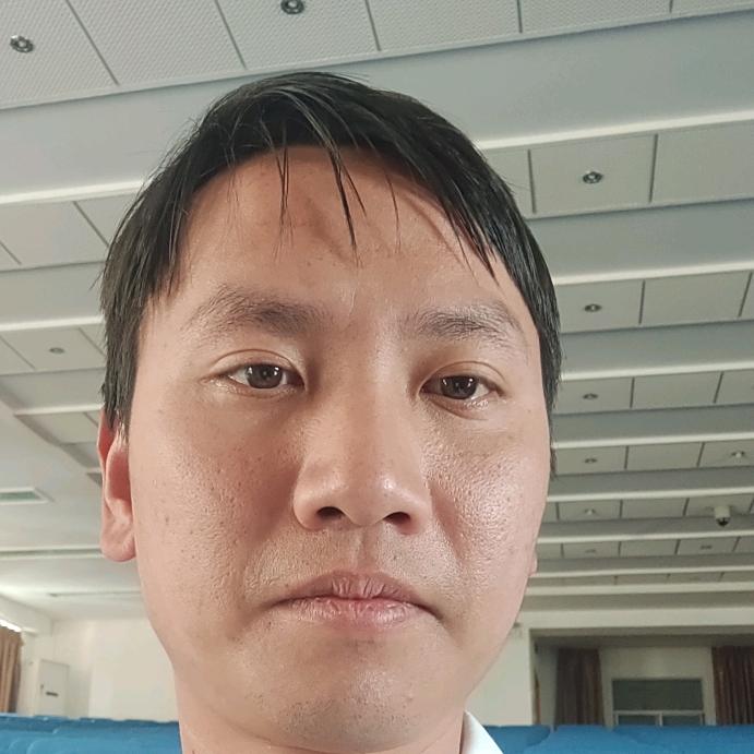 苏泽春