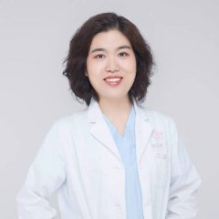 黄晨玲子