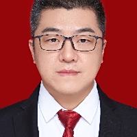 邓君