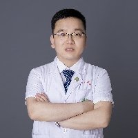 史新龙