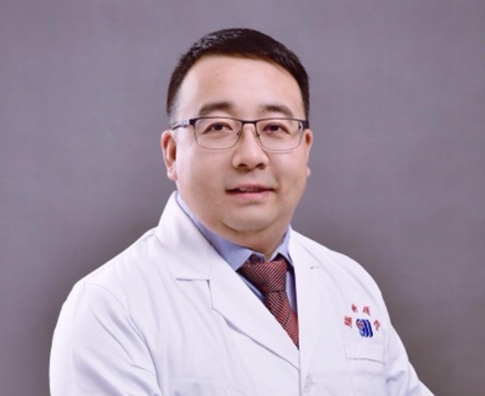 李少春