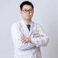 王强