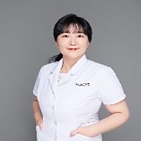 张霞