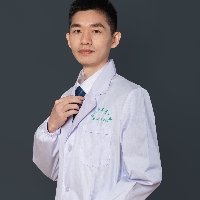 邹君君