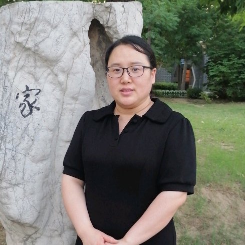 樊彩霞