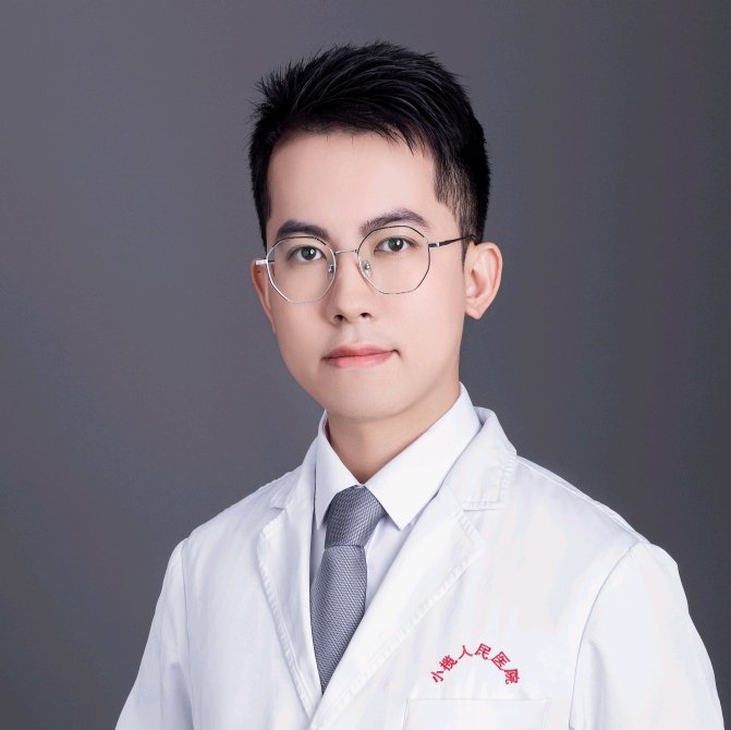麦炜健