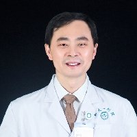 镐英杰