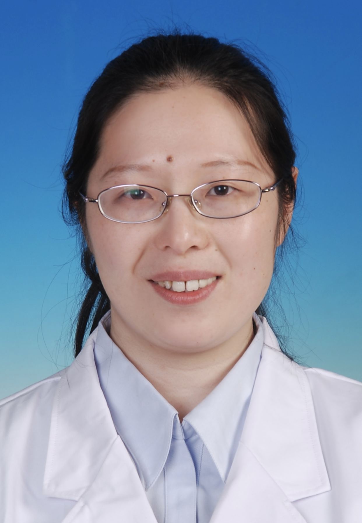 杨静