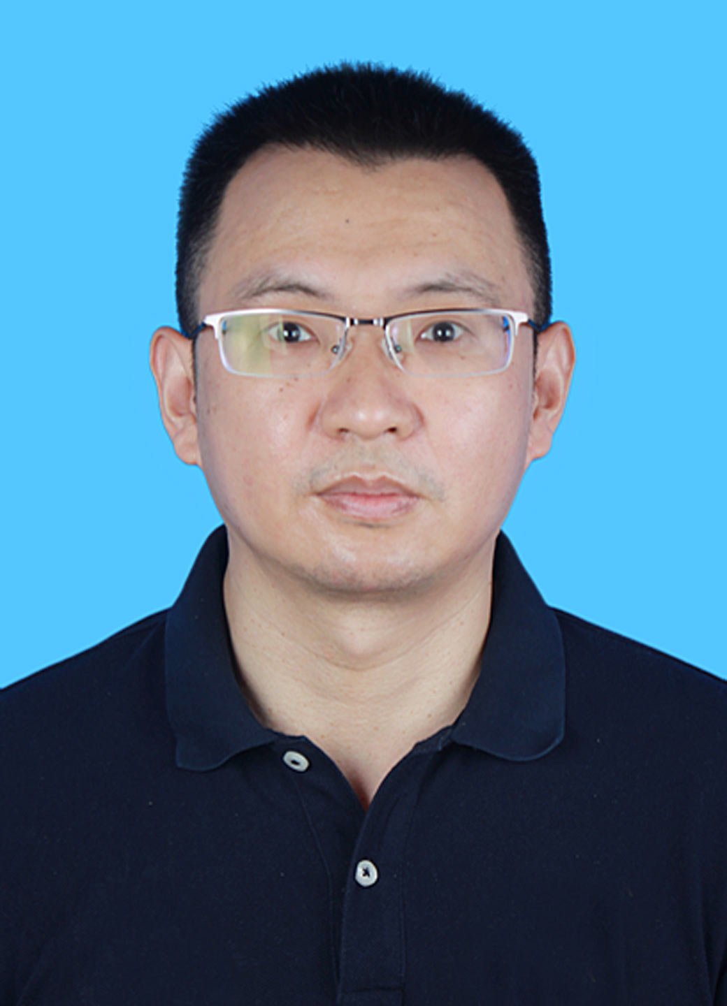 褚亚明