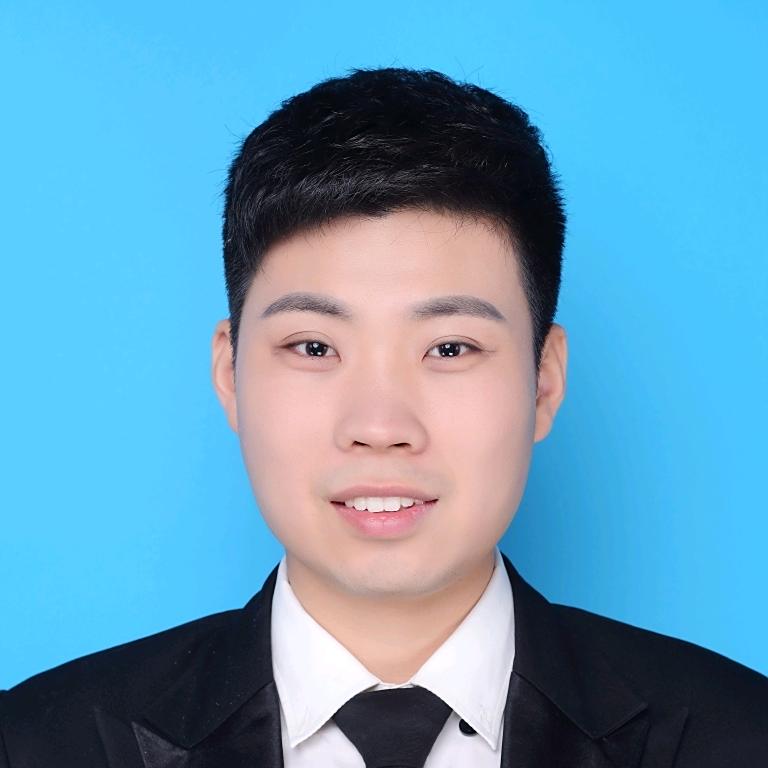 秦月鹏