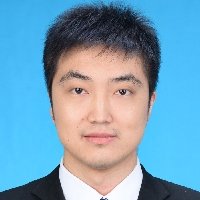 李成龙