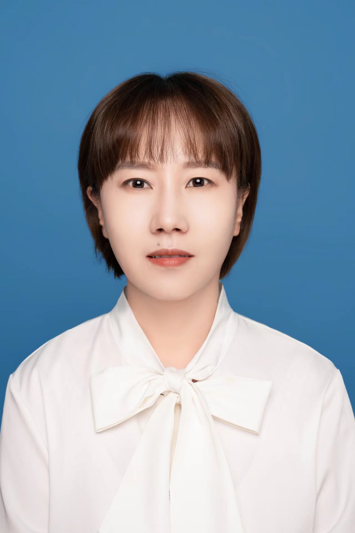 闫彩萍