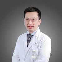 唐健