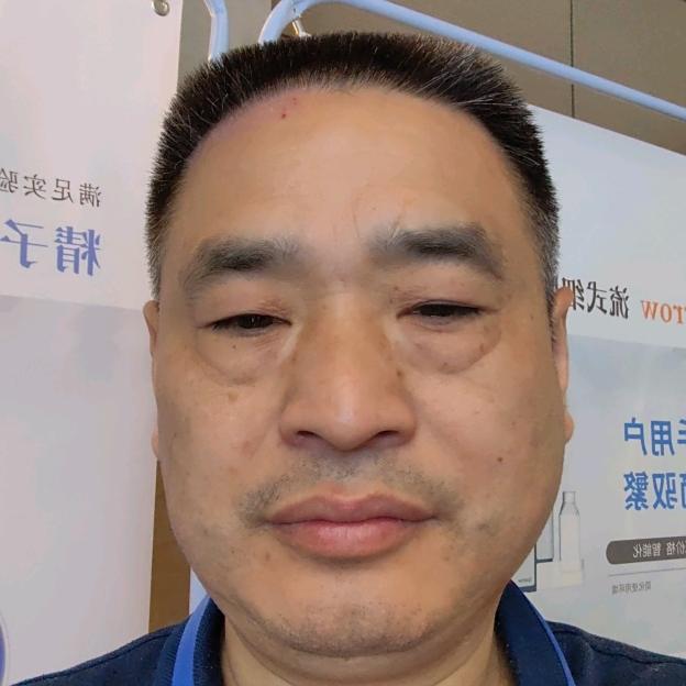 谢新苗