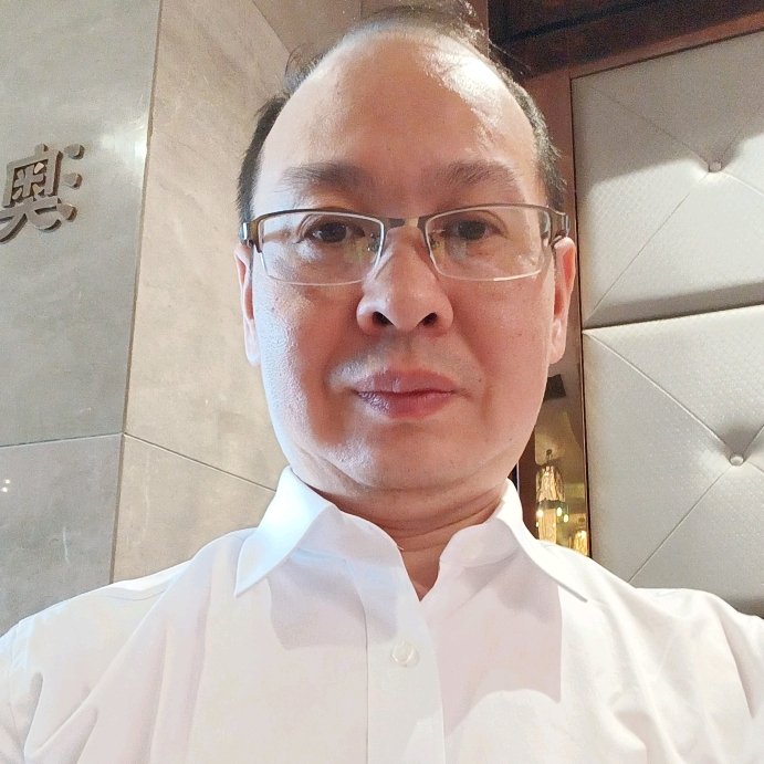 龙向阳