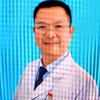 何仲春