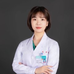 梁菲