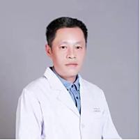 李伟伟