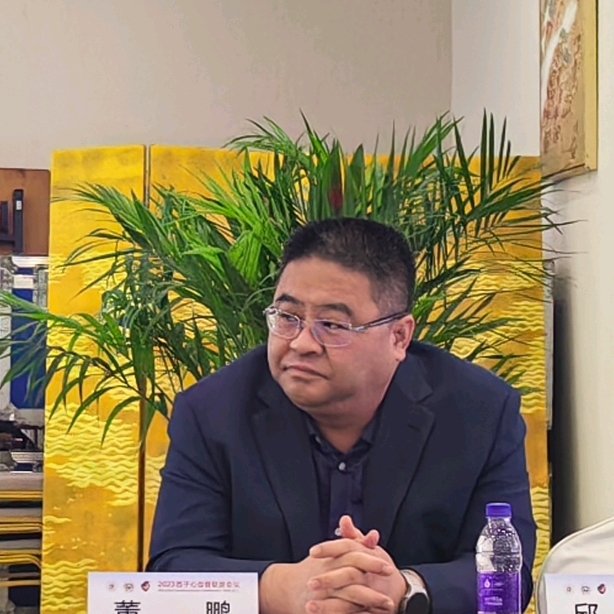 董鹏