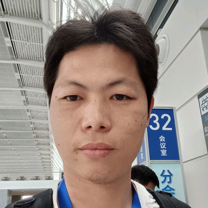 黄华杰
