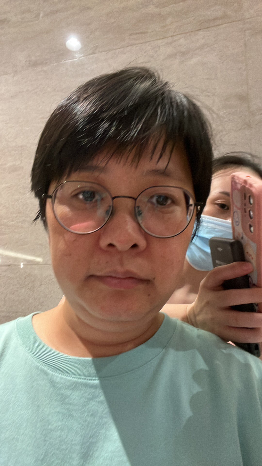 吴华君