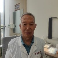 唐由君