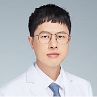 熊依林