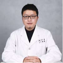 郑雅格医生