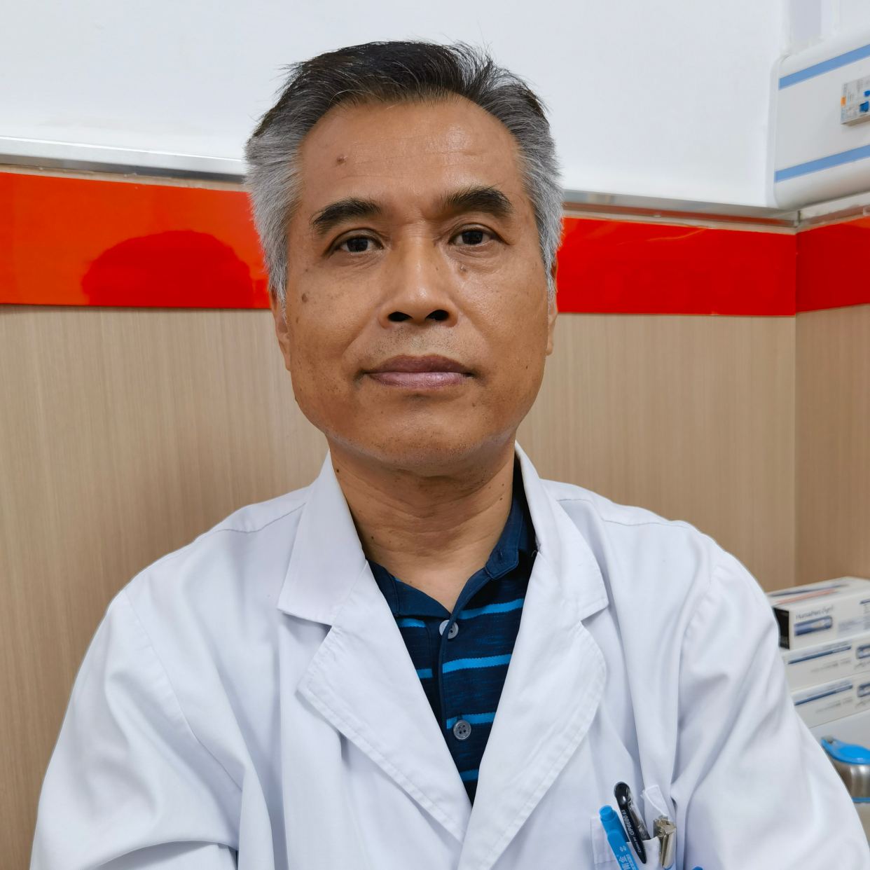 李明龙