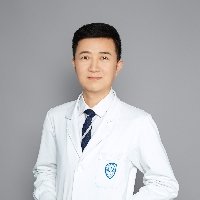 左鹏
