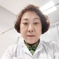 谭红