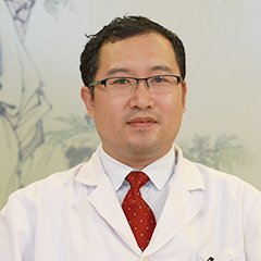 马常青