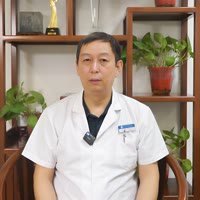 罗宏伟医生