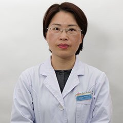 周海依