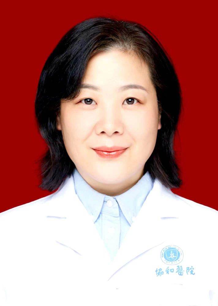 李伟