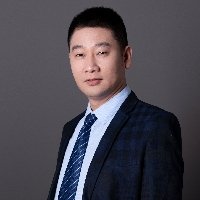 龚为群