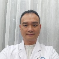 李镇伟