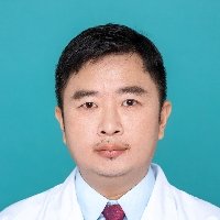 莫显伟