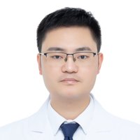 李前龙