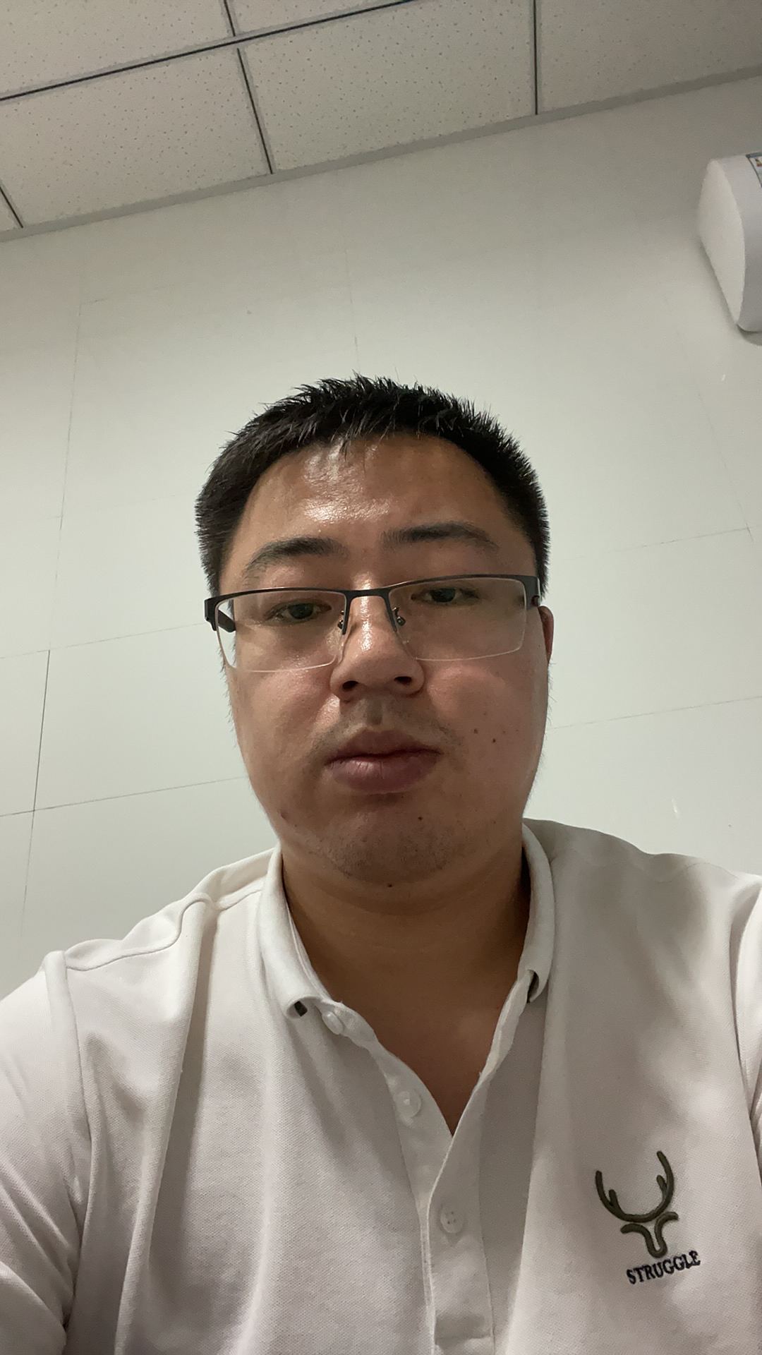 苏佩龙